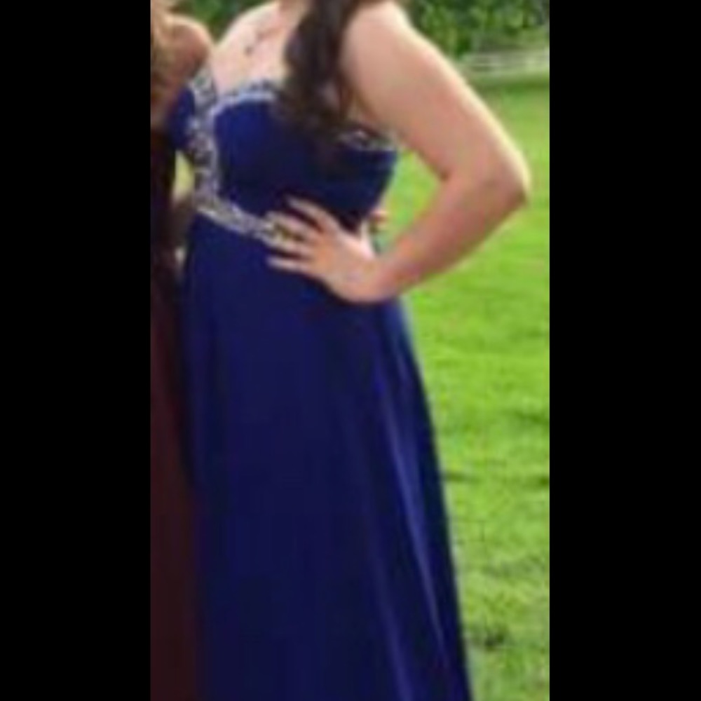 Blue prom dress